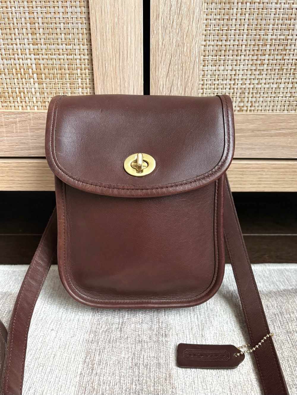 COACH Vintage Sidepack Mahogany Brown Crossbody Shoulder Bag Handbag Purse 9978
